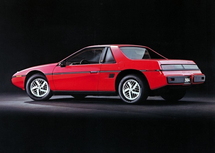 pontiac-fiero-coupe-1984